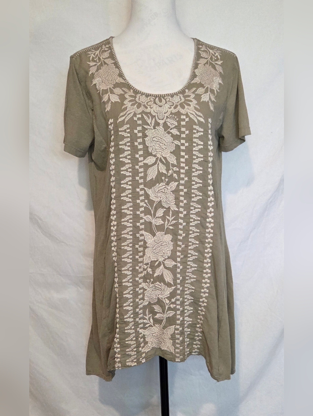 *NWT* Johnny Was Scoop-Neck Dress/Tunic with Cream Floral Embroidery Panel